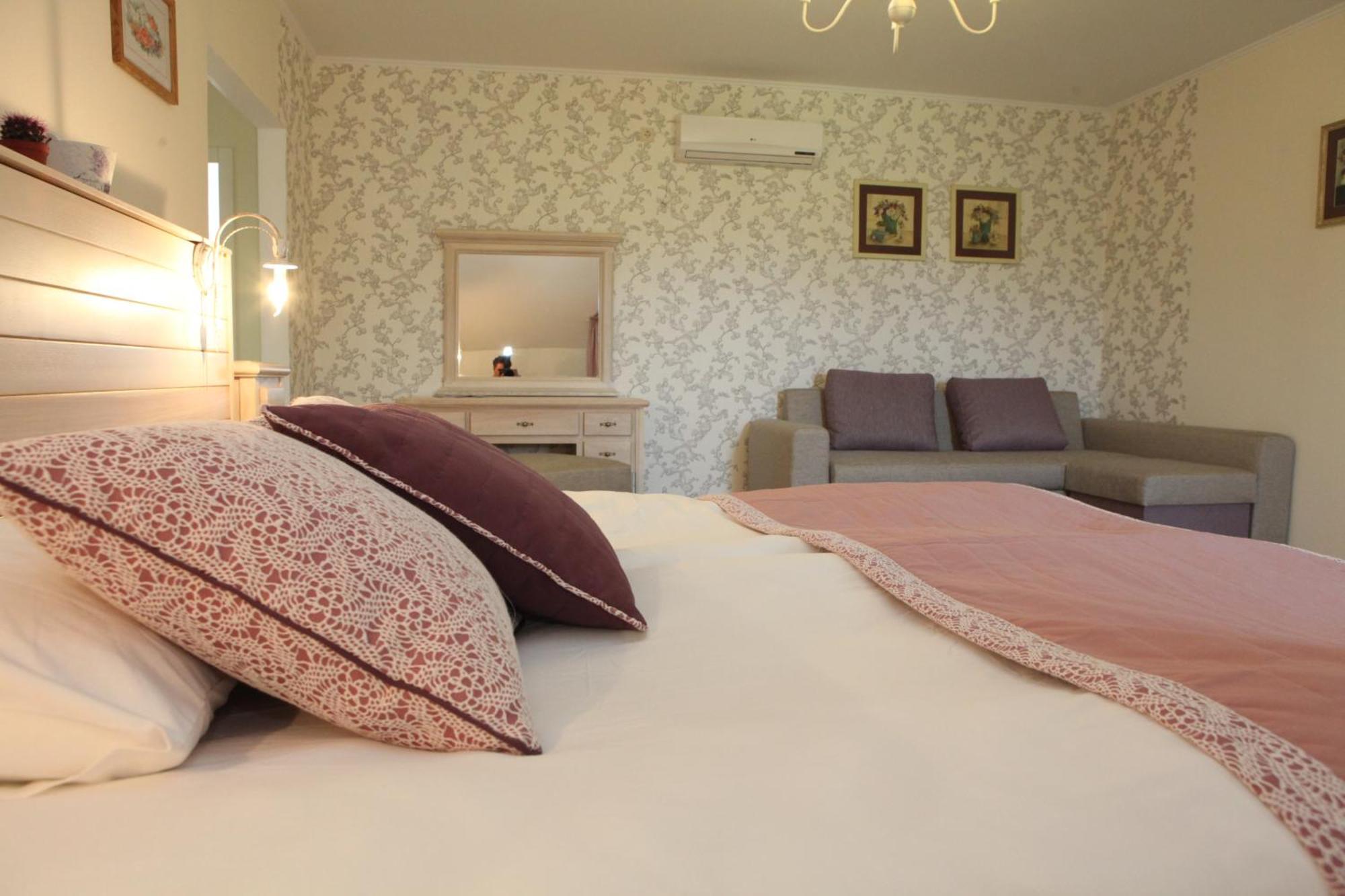Publo Spa Hotel Vyshkove Room photo